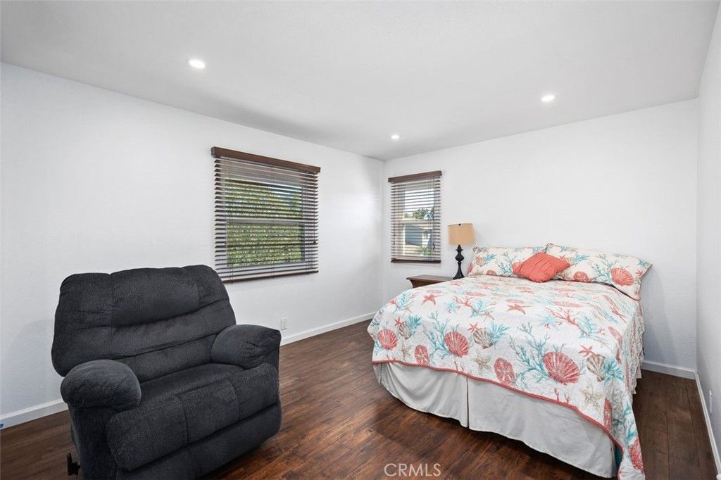 Image 34 of property listing at 3581 Aquarius, Huntington Beach, CA 92649