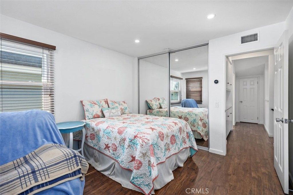 Image 37 of property listing at 3581 Aquarius, Huntington Beach, CA 92649