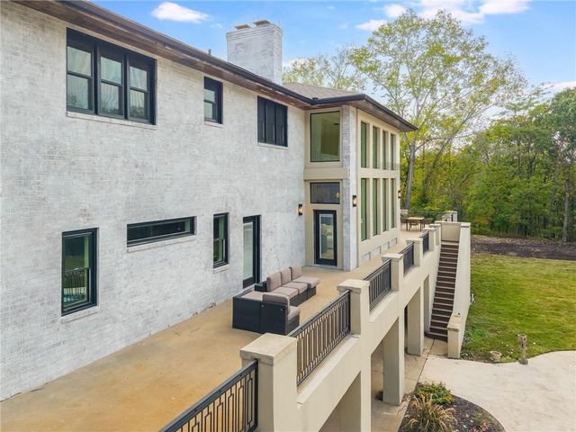 1701 NW Duncan Road, Blue Springs, MO 64015