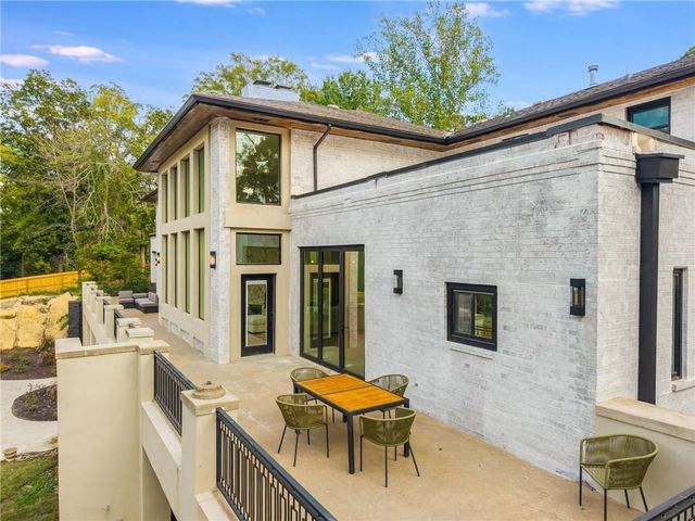 1701 NW Duncan Road, Blue Springs, MO 64015