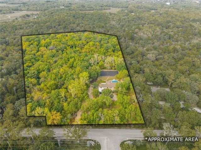 1701 NW Duncan Road, Blue Springs, MO 64015