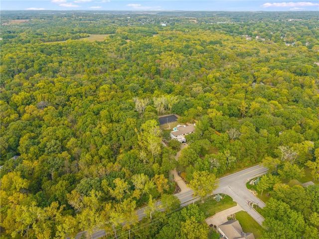 1701 NW Duncan Road, Blue Springs, MO 64015