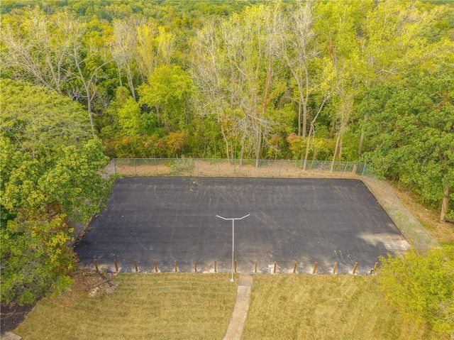 1701 NW Duncan Road, Blue Springs, MO 64015