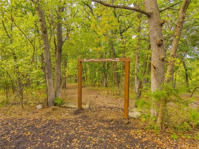 1701 NW Duncan Road, Blue Springs, MO 64015