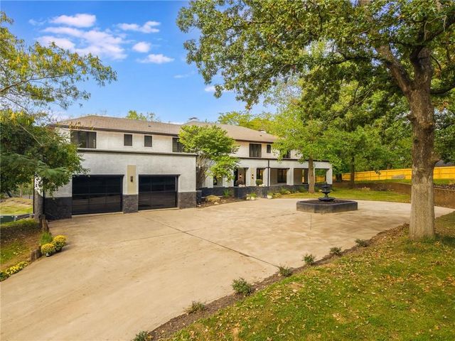 1701 NW Duncan Road, Blue Springs, MO 64015