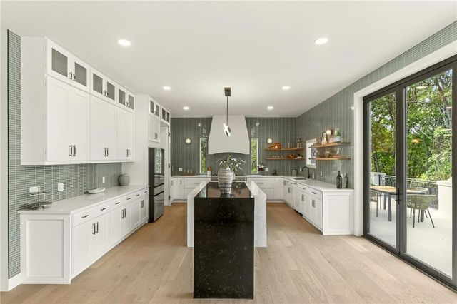 1701 NW Duncan Road, Blue Springs, MO 64015