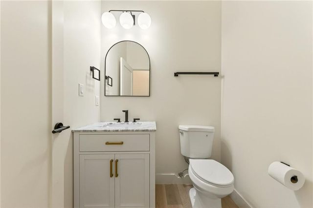 1701 NW Duncan Road, Blue Springs, MO 64015