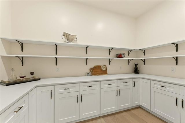 1701 NW Duncan Road, Blue Springs, MO 64015