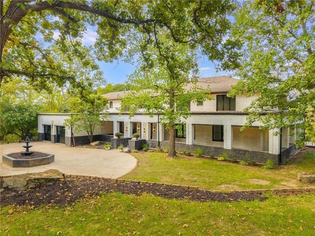 1701 NW Duncan Road, Blue Springs, MO 64015