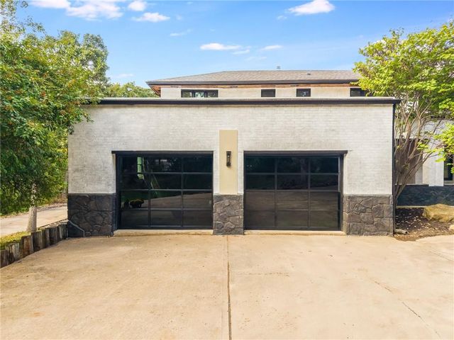 1701 NW Duncan Road, Blue Springs, MO 64015