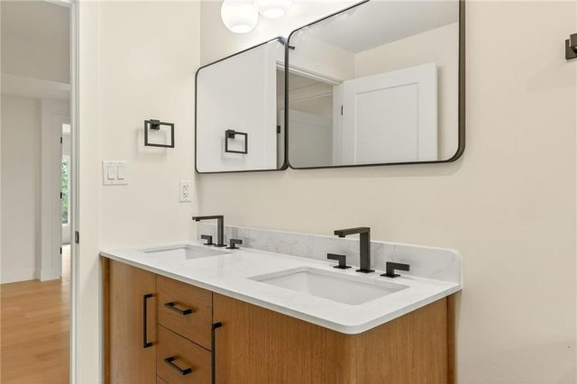 1701 NW Duncan Road, Blue Springs, MO 64015