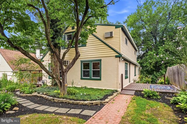 610 W MARKET ST, West Chester, PA 19382