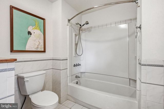 610 W MARKET ST, West Chester, PA 19382