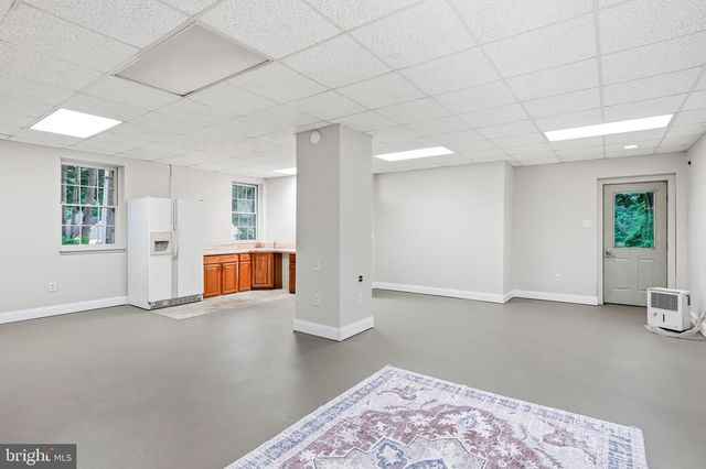 610 W MARKET ST, West Chester, PA 19382