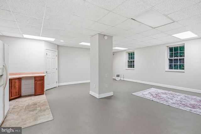 610 W MARKET ST, West Chester, PA 19382