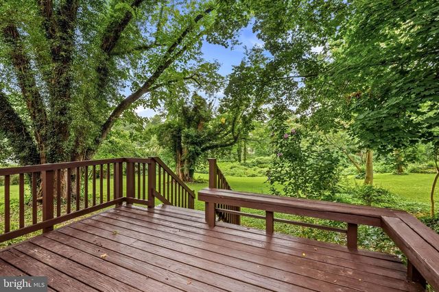 610 W MARKET ST, West Chester, PA 19382