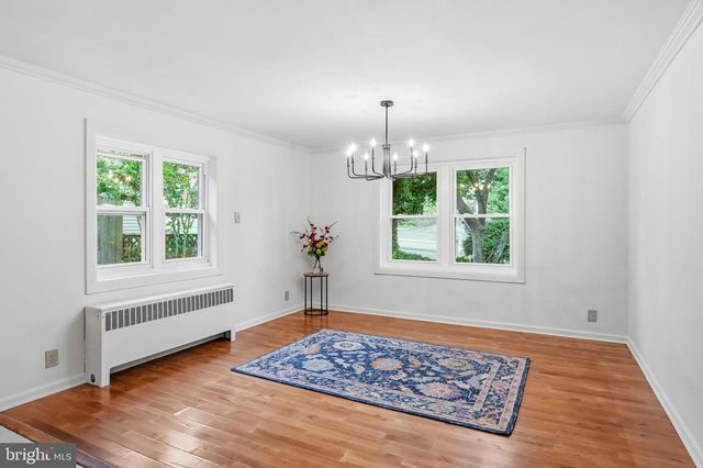610 W MARKET ST, West Chester, PA 19382