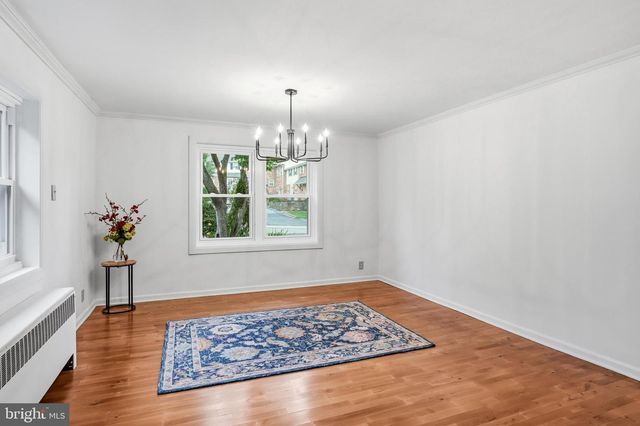 610 W MARKET ST, West Chester, PA 19382