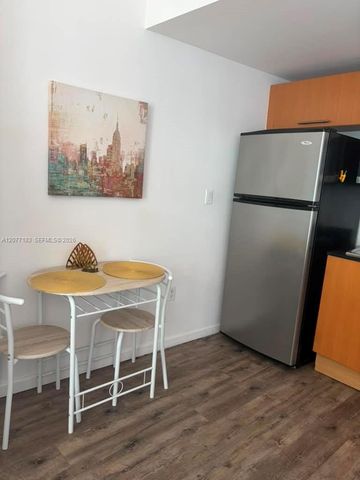 1750 N Bayshore Drive 1216, Miami, FL 33132
