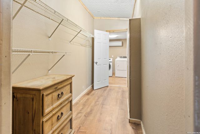 470 Lyon, Seguin, TX 78155