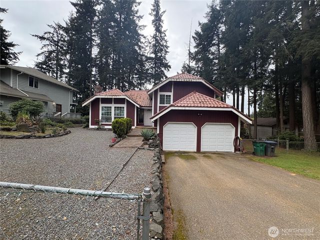 3753 NW Highland Court, Silverdale, WA 98383
