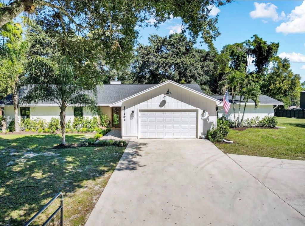 17191 38th Road, Loxahatchee, FL 33470