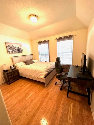 2800 Cascade Cove Drive, Little Elm, TX 75068