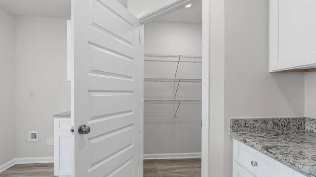 275 Eunola Lane, Freeport, FL 32439