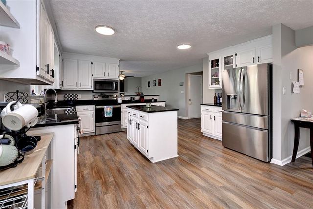 109 Trafalgar CT, Williamsburg, VA 23185