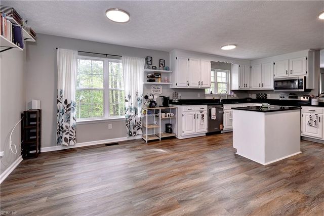 109 Trafalgar CT, Williamsburg, VA 23185