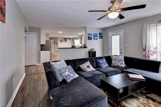 109 Trafalgar CT, Williamsburg, VA 23185