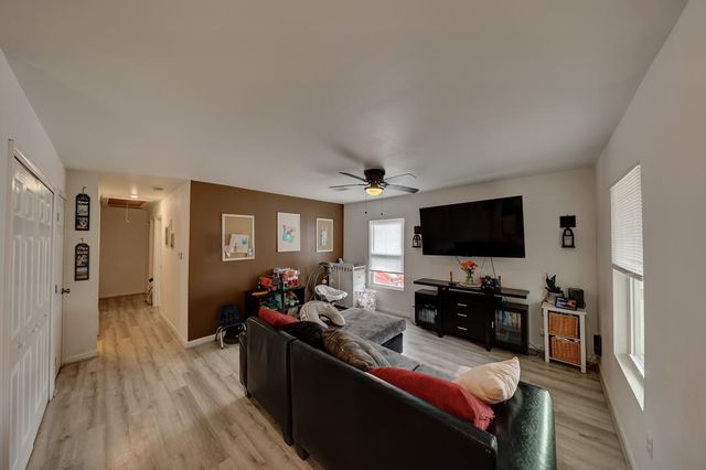 1000 W Brown Ave, Alpine, TX 79830