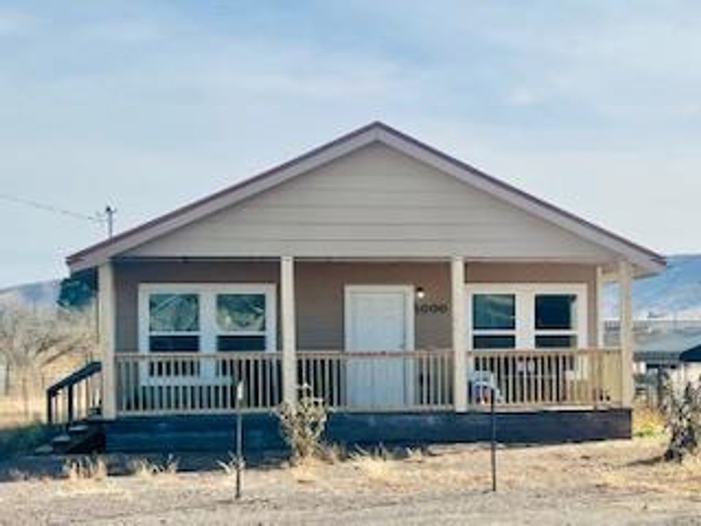 1000 W Brown Ave, Alpine, TX 79830