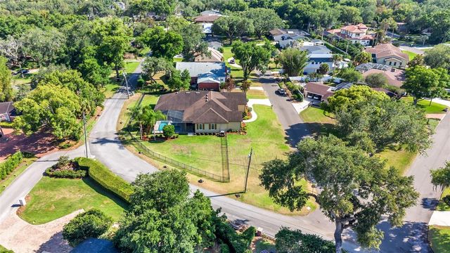 2012 BENFORD AVENUE, Lakeland, FL 33803