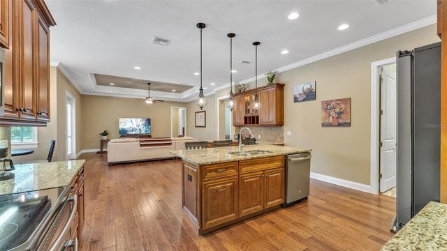 2012 BENFORD AVENUE, Lakeland, FL 33803