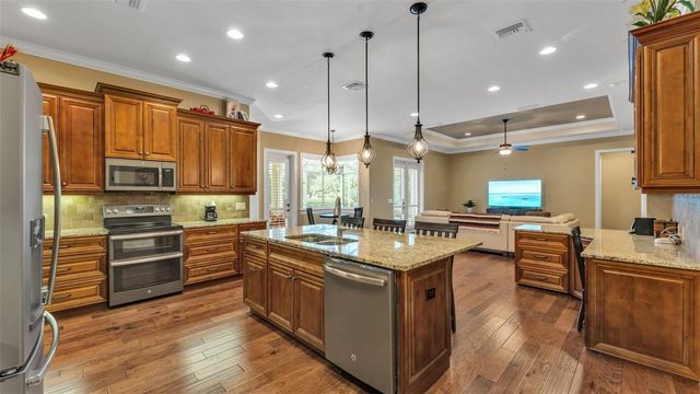 2012 BENFORD AVENUE, Lakeland, FL 33803