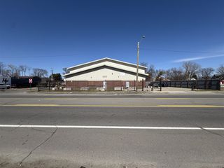 2203 E Mcnichols Road, Hamtramck, MI 48212