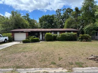 918 BACALL Road, Jacksonville, FL 32218