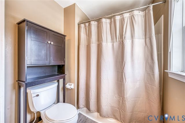 13542 Laketree Dr, Chester, VA 23831