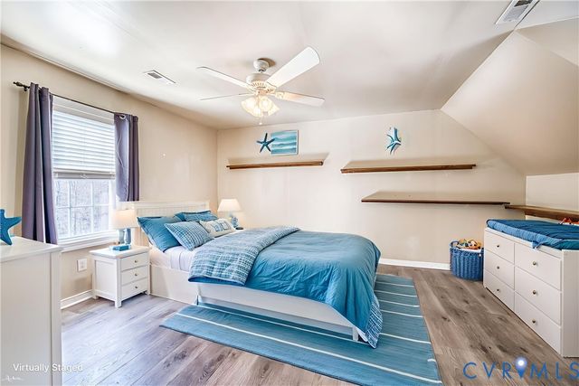 13542 Laketree Dr, Chester, VA 23831