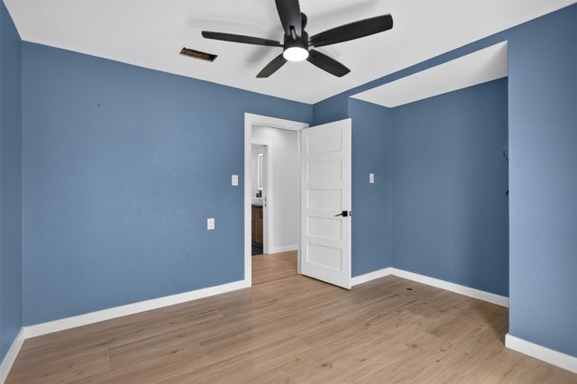 335 Avenue I, Dallas, TX 75203