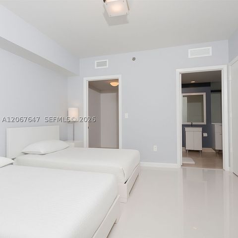 495 Brickell Ave 5104, Miami, FL 33131