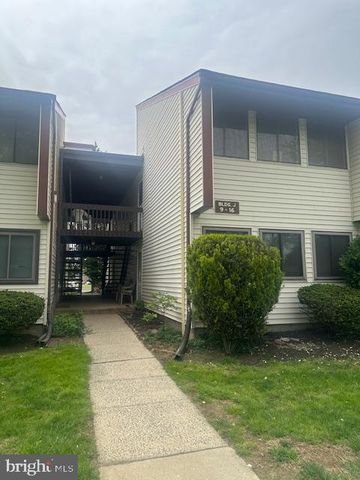 J-10 AVON, East Windsor, NJ 08520