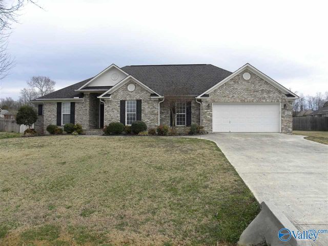 105 Fawn Forest Drive, New Market, AL 35761