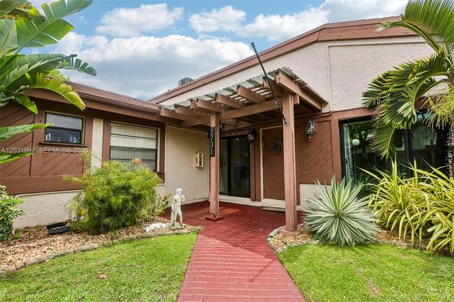2731 S Parkview Drive, Hallandale Beach, FL 33009