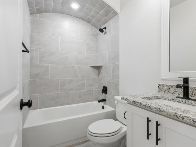 1324 Oleander Drive, Tolar, TX 76476