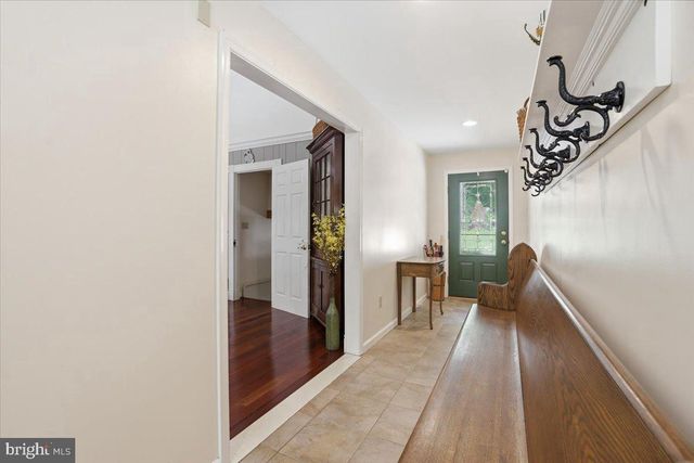 209 E MANOR LN, Lehighton, PA 18235