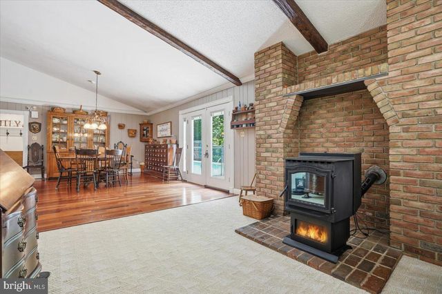 209 E MANOR LN, Lehighton, PA 18235
