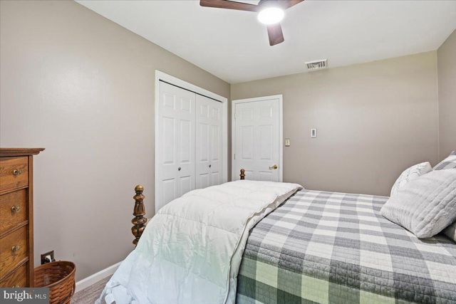 209 E MANOR LN, Lehighton, PA 18235