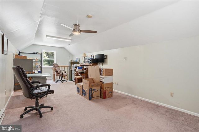 209 E MANOR LN, Lehighton, PA 18235